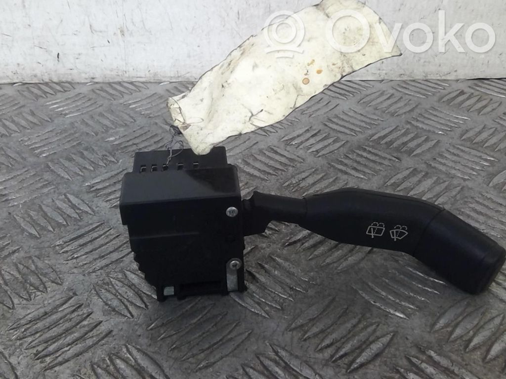 Renault Clio I Wiper control stalk 