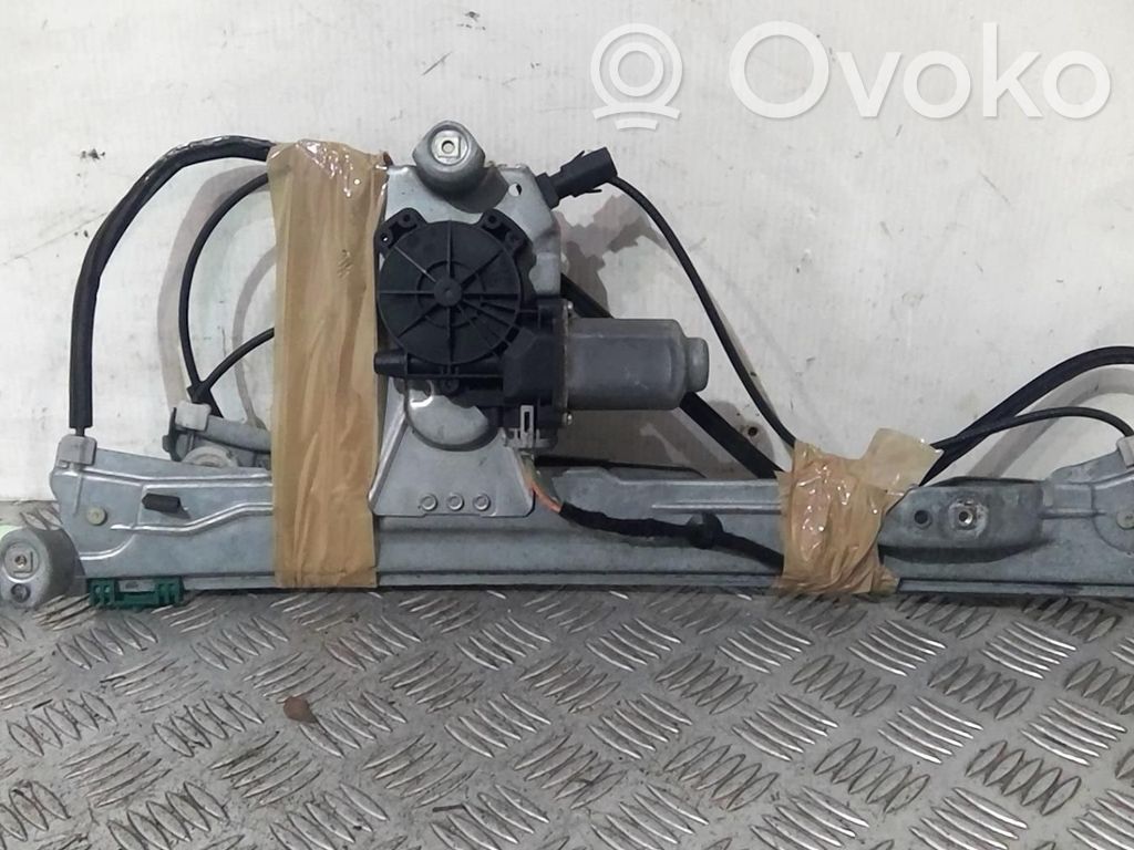 Renault Clio I Regulador de puerta delantera con motor