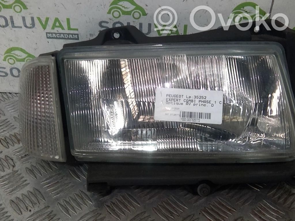 Peugeot Expert Faro/fanale