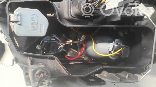 Audi A6 S6 C5 4B Scheinwerfer 