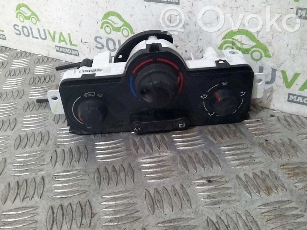 Panel klimatyzacji   275100550R
