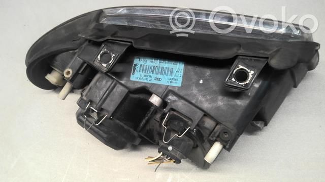 Audi A4 S4 B5 8D Phare frontale
