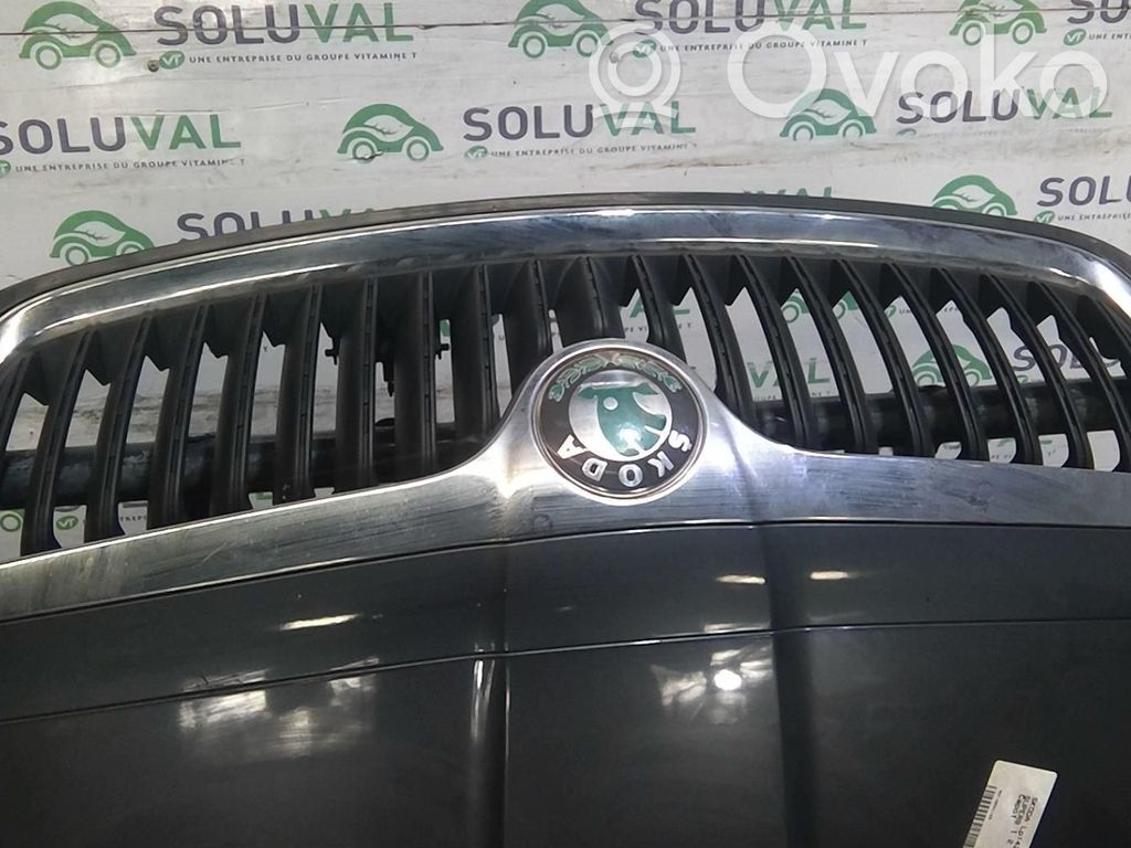 Skoda Superb B5 (3U) Konepelti 