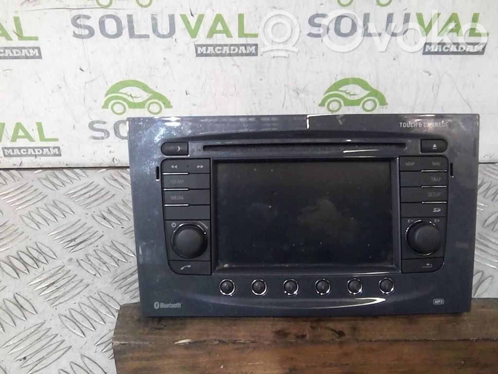 Radio / CD-Player / DVD-Player / Navigation   NT