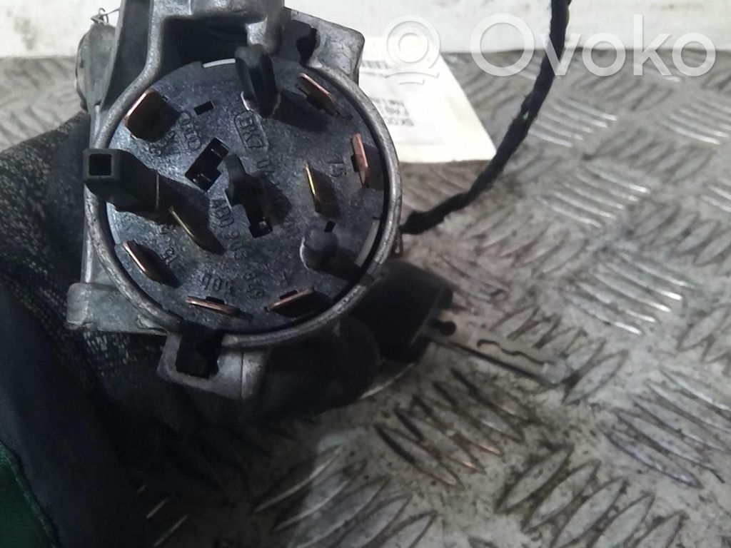 Skoda Fabia Mk2 (5J) Verrouillage de commutateur d'allumage 