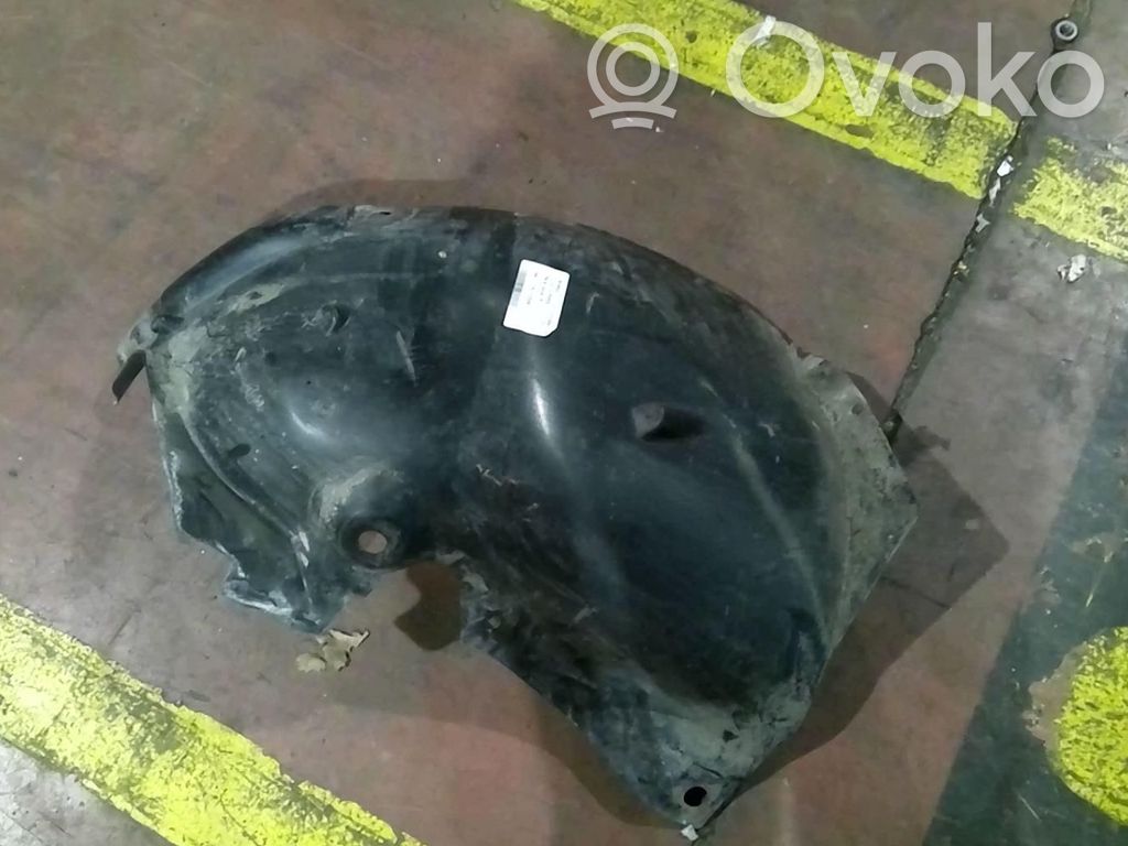 Renault Clio III Rivestimento paraspruzzi passaruota anteriore