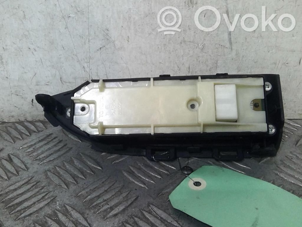 Toyota Prius (XW30) Interrupteur commade lève-vitre