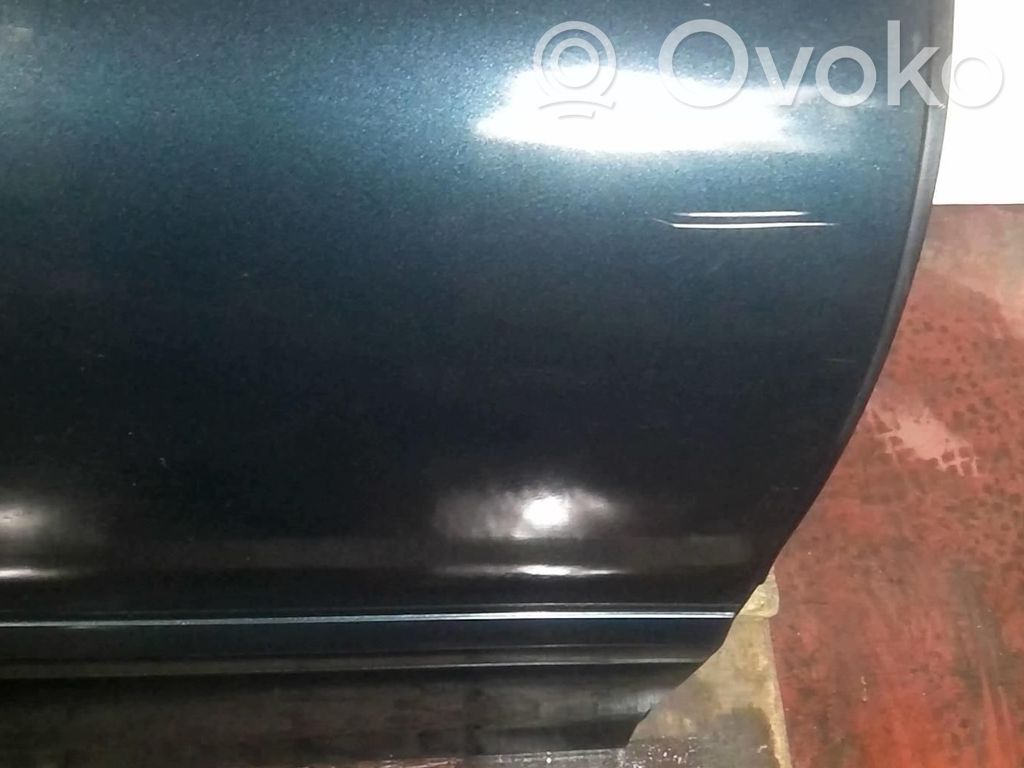 Mercedes-Benz C W203 Puerta trasera