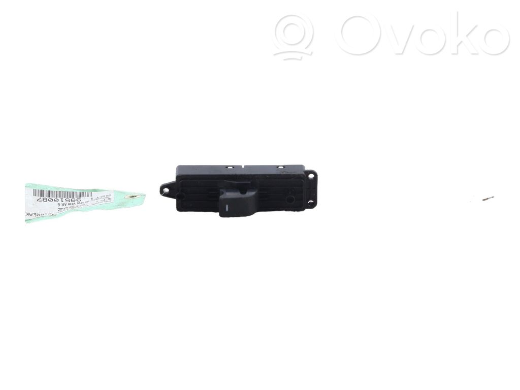 Electric window control switch   GDK566380A