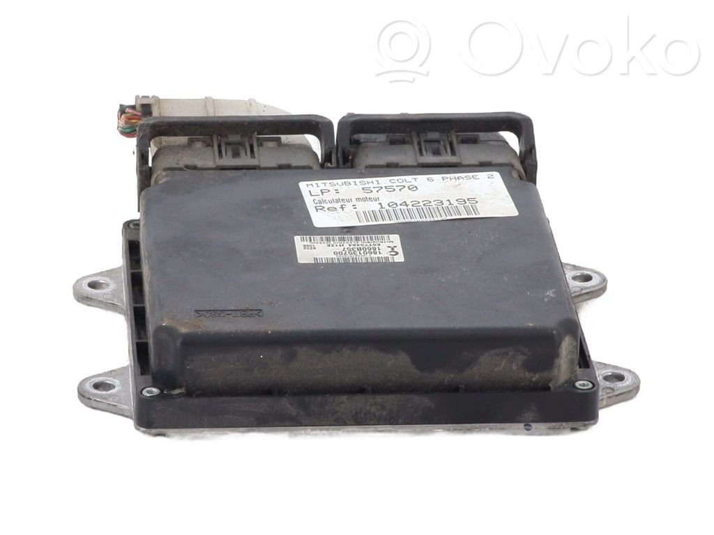 Mitsubishi Colt Блок управления двигателя 