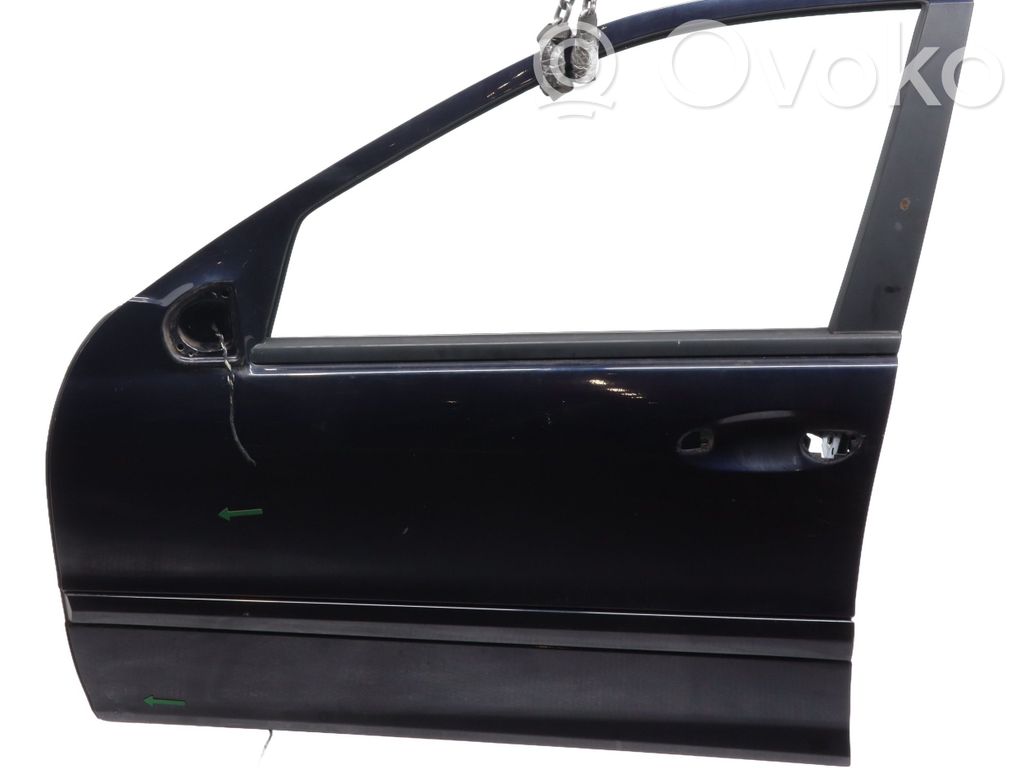 Mercedes-Benz C W203 Drzwi przednie 