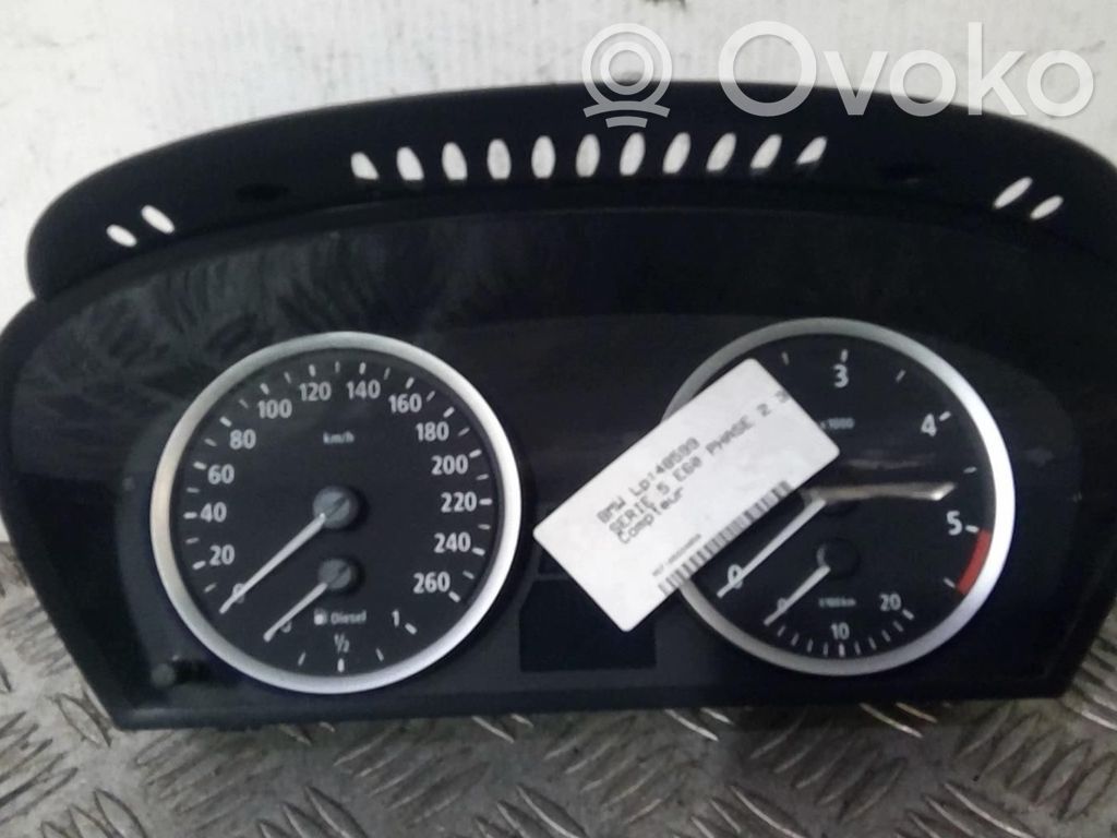Speedometer (instrument cluster)   62116958600