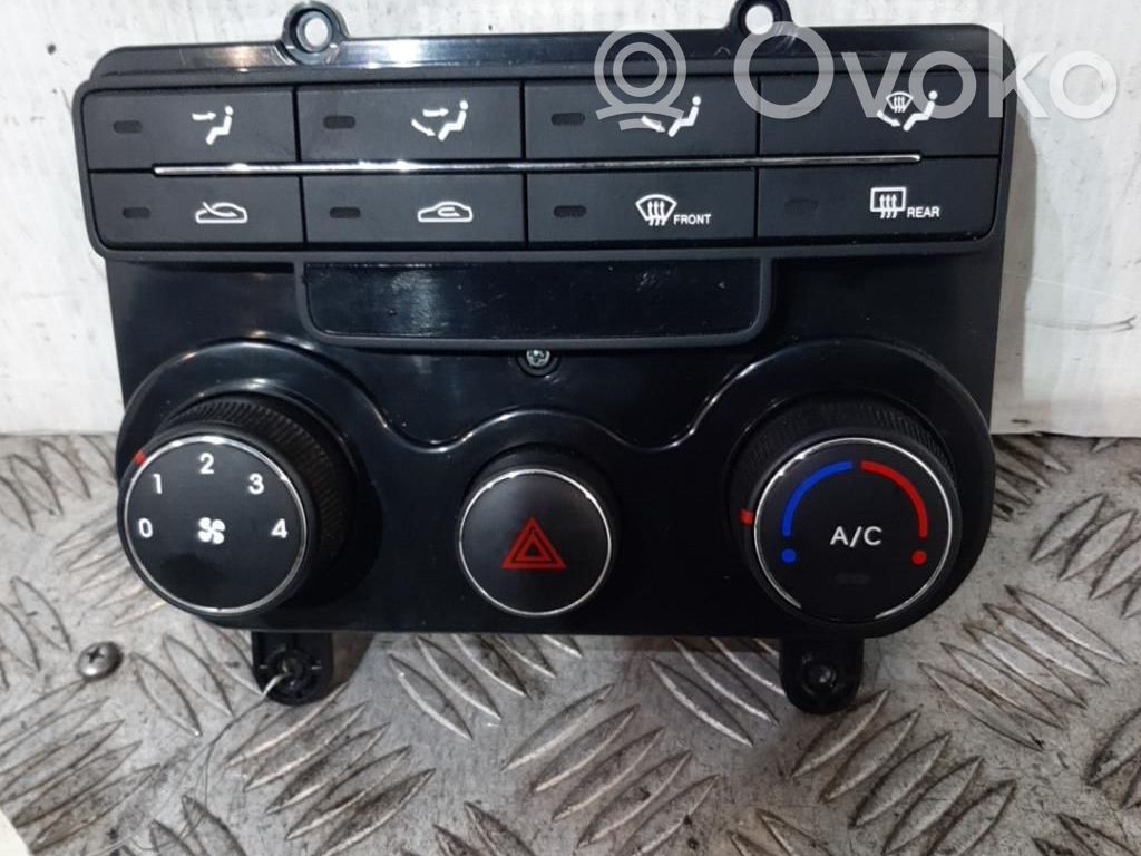 Hyundai i30 Unitate control climatizare 
