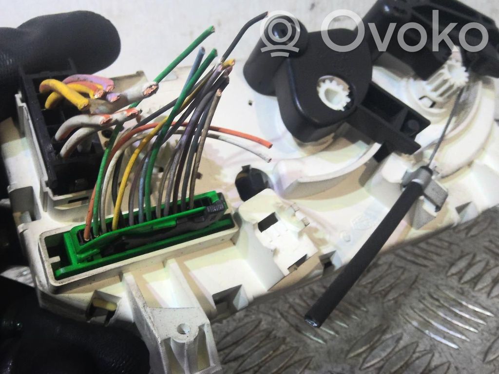 Renault Clio I Unitate control climatizare 