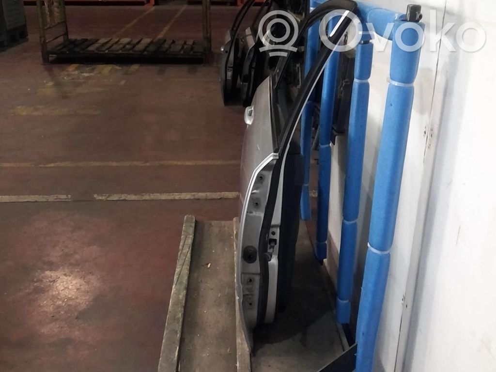 KIA Magentis Puerta trasera 