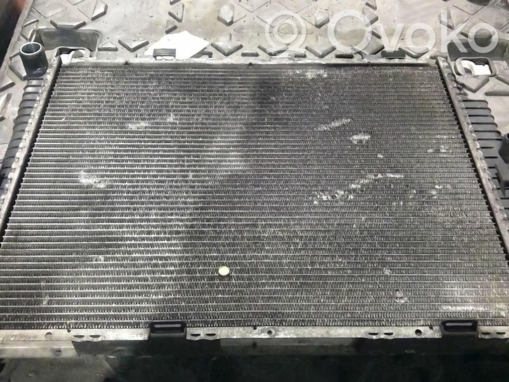 Mercedes-Benz E W210 Radiator lichid răcire 