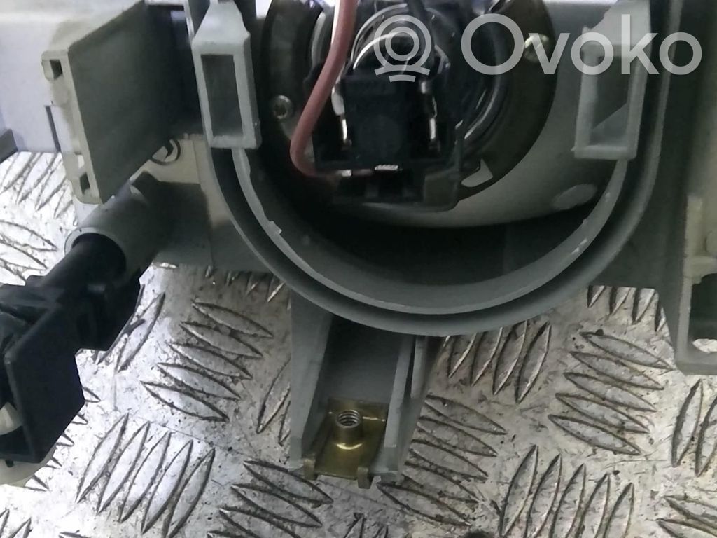 Scheinwerfer   7701034143