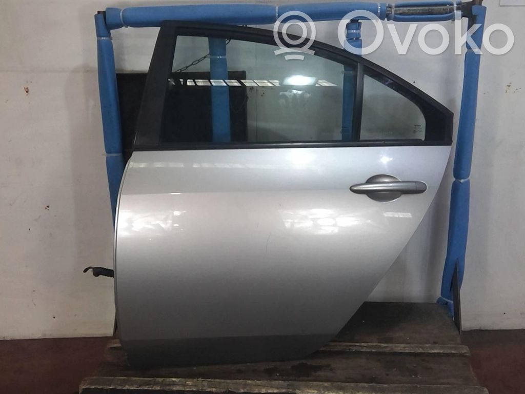 Nissan Primera Puerta trasera 