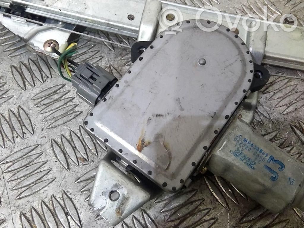 Mitsubishi Pajero Elektryczny podnośnik szyby drzwi tylnych 