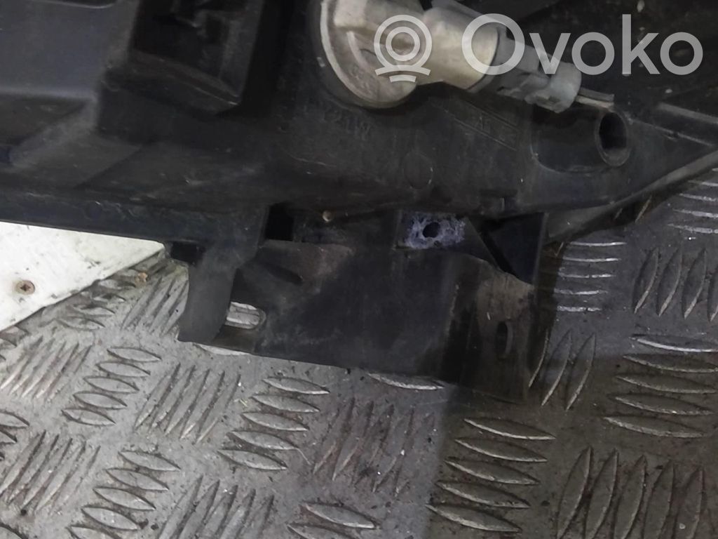Scheinwerfer   260107401R