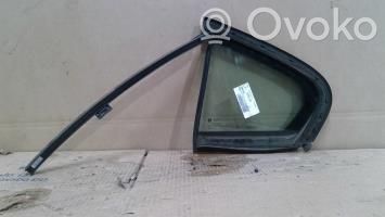 Ventanilla de ventilación de la puerta trasera   13319255