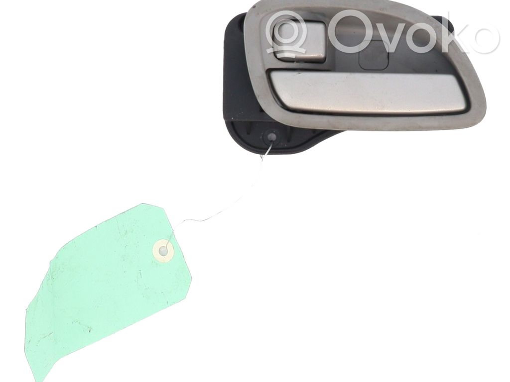 Manecilla interna puerta trasera   826101D020