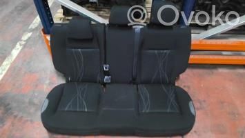 Peugeot 208 I Scaun spate 