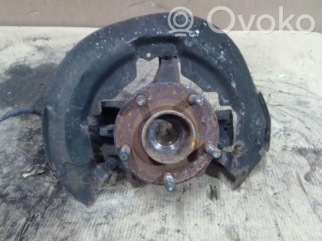 Volvo C30 Achsschenkel vorne 