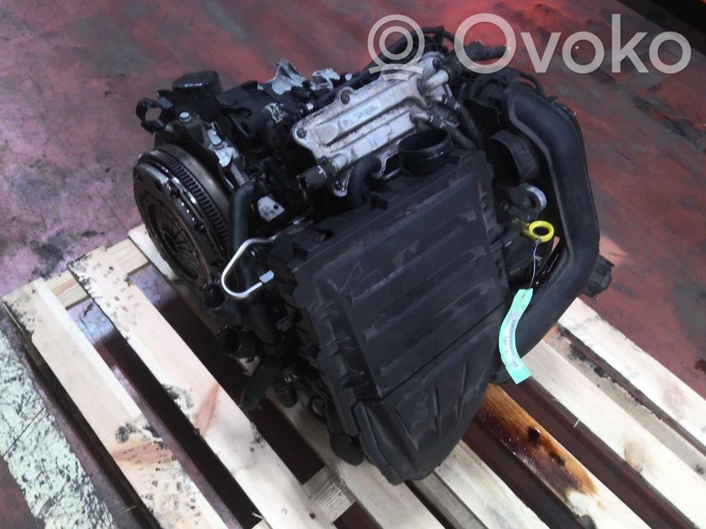 Motor   04C100098E