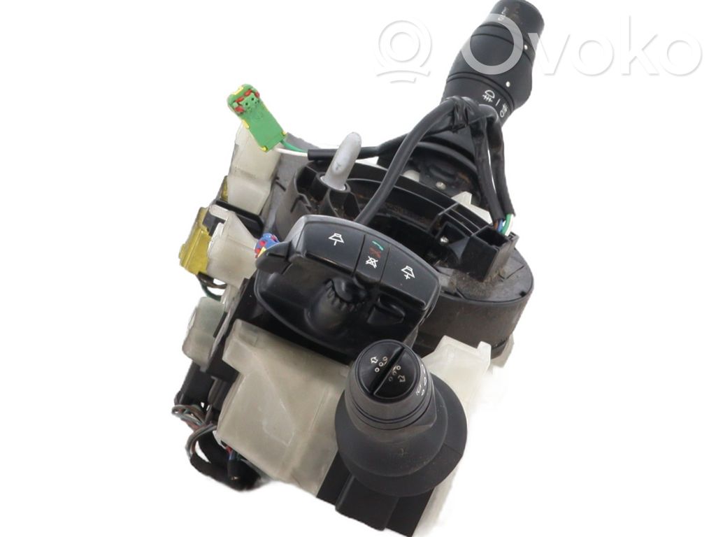Renault Scenic III - Grand scenic III Leva/interruttore dell’indicatore di direzione e tergicristallo