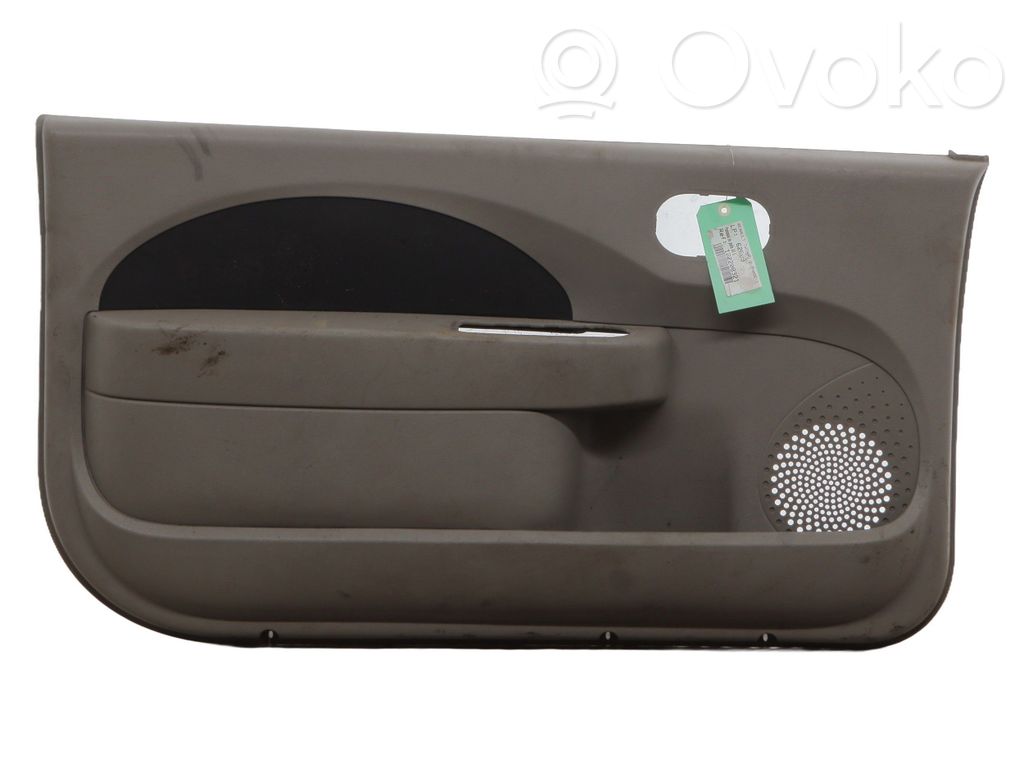 Renault Twingo II Etuoven verhoilu