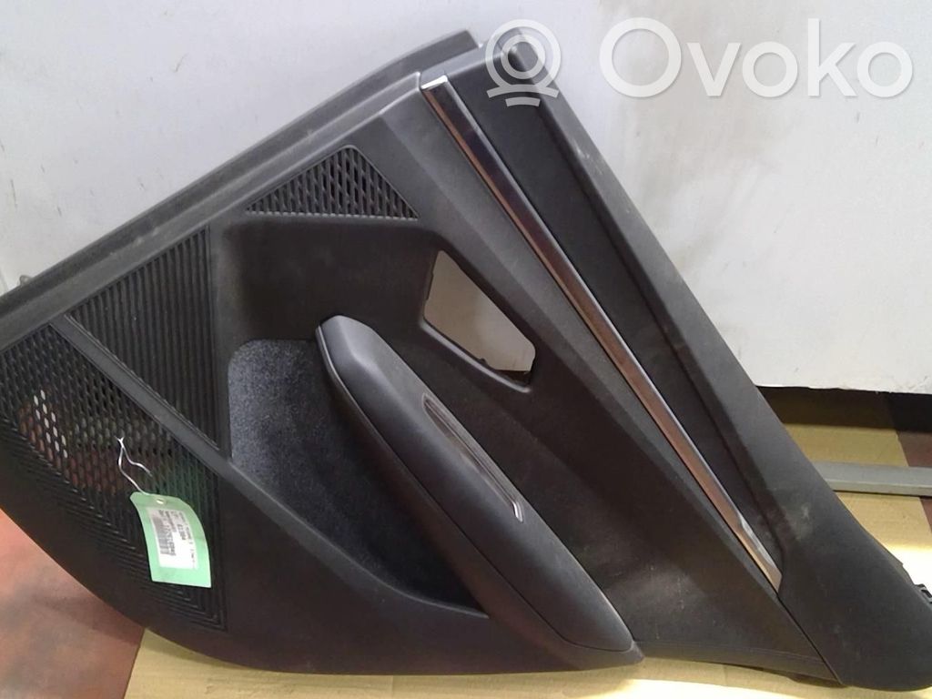 Renault Megane E-Tech Moldura del tarjetero de la puerta trasera 