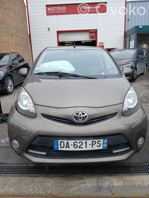 Toyota Aygo AB10 Häikäisysuoja 