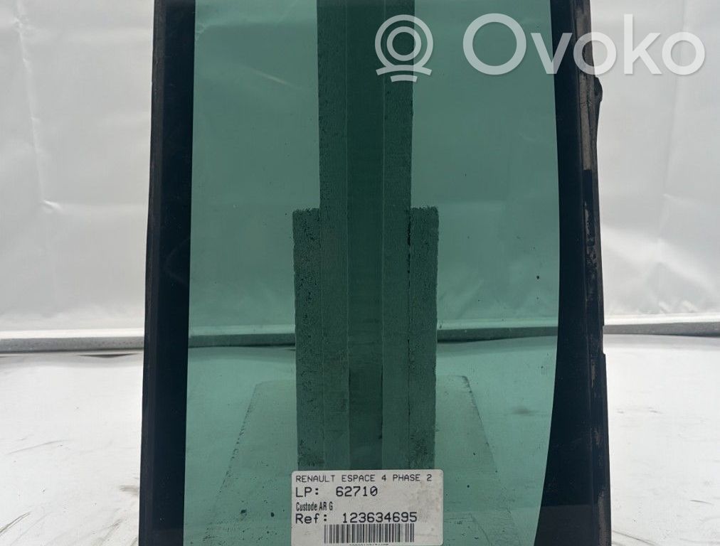 Renault Espace IV Ventanilla de ventilación de la puerta trasera 
