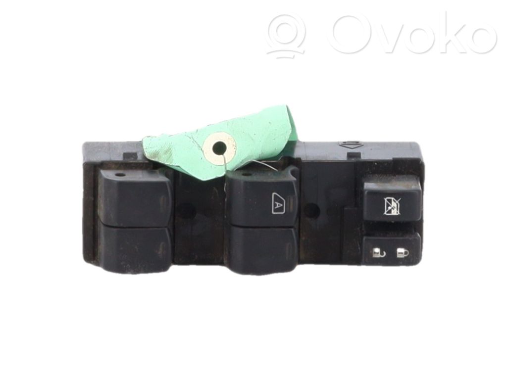 Nissan Note (E12) Electric window control switch 