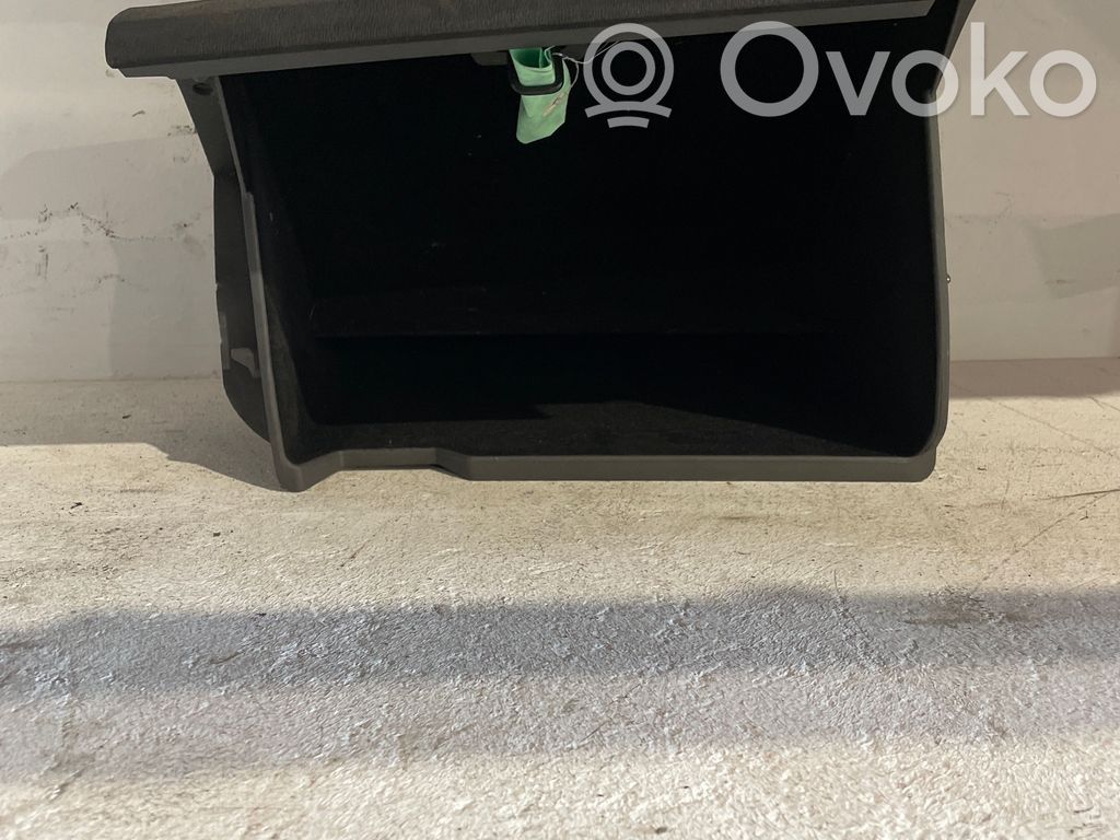 Toyota Prius (XW20) Schowek deski rozdzielczej / Komplet 