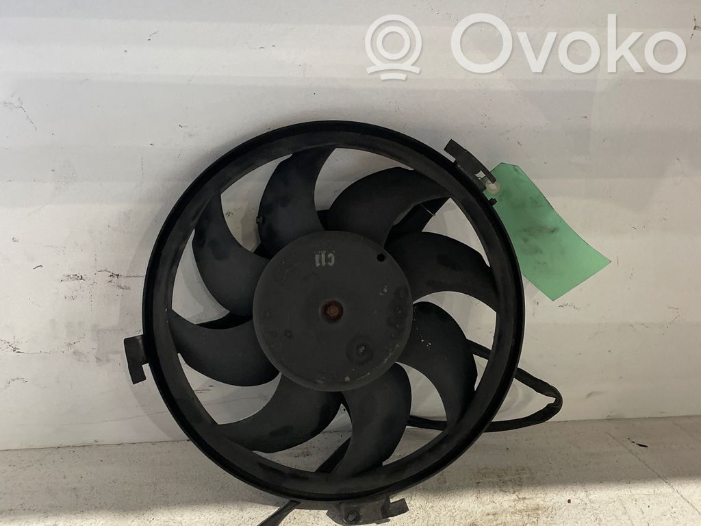 Audi A4 S4 B5 8D Ventilatore di raffreddamento elettrico del radiatore 