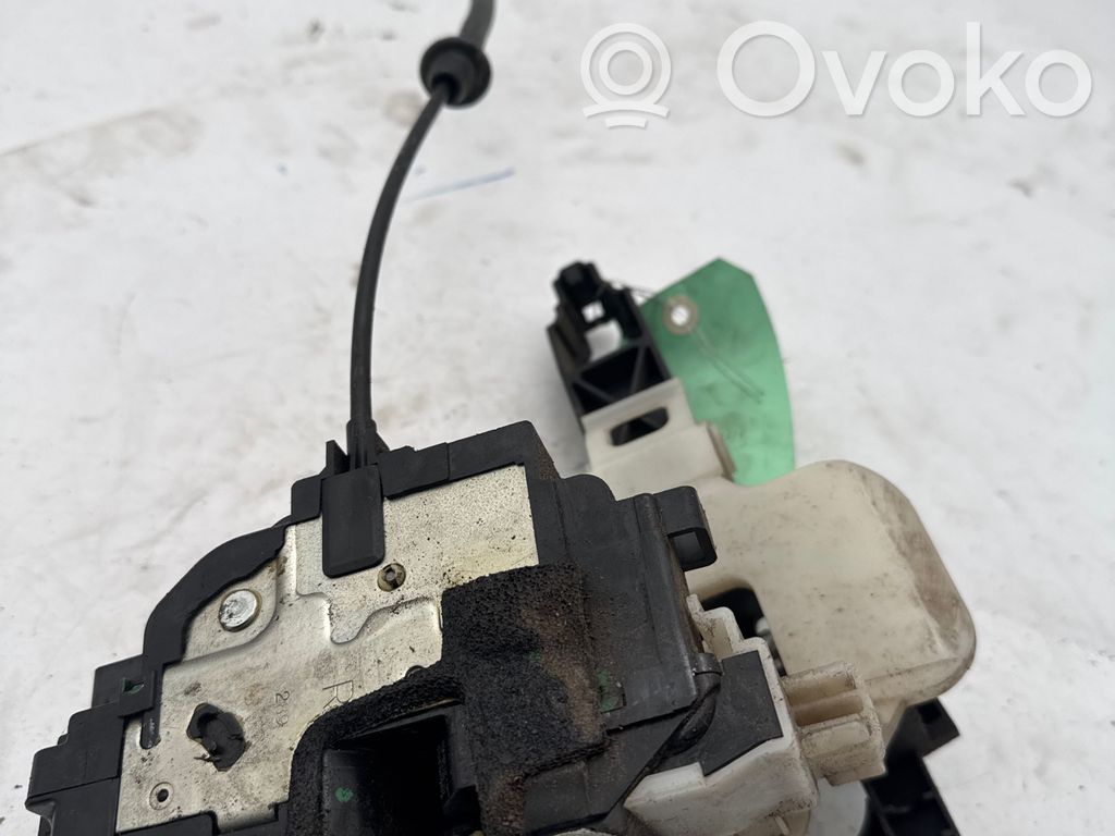 KIA Ceed Front door lock 