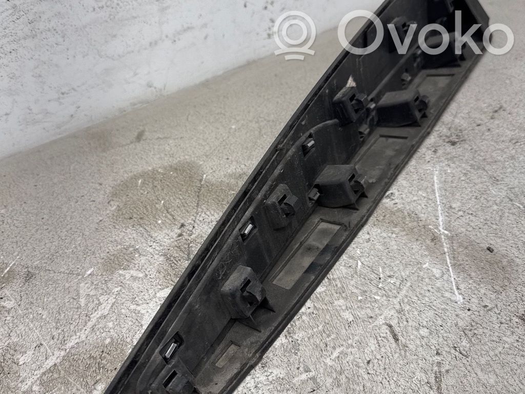 Renault Clio IV Beplankung Türleiste Zierleiste hinten