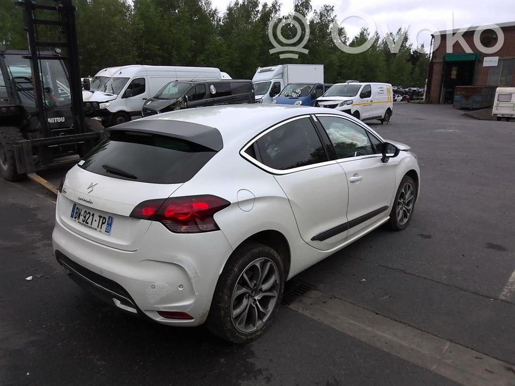 Etujarrusatula   00004400V8
