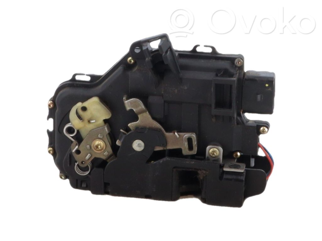 Etuoven lukko   401837015