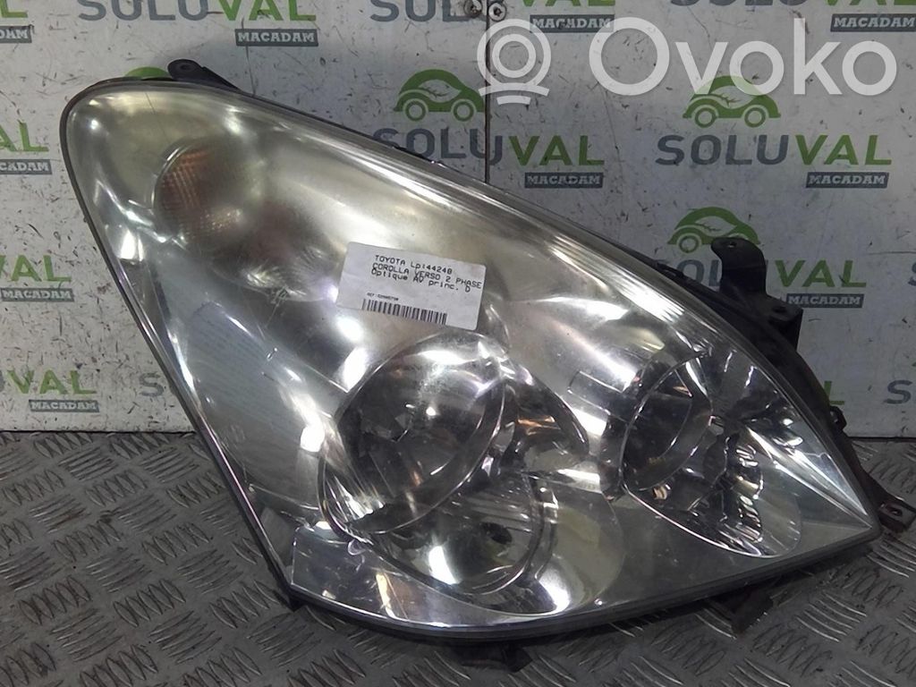 Toyota Corolla Verso AR10 Faro delantero/faro principal