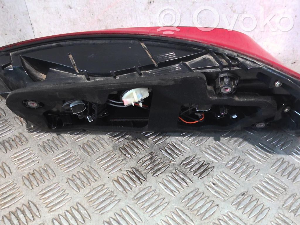 Citroen C4 II Picasso Galinis žibintas kėbule 