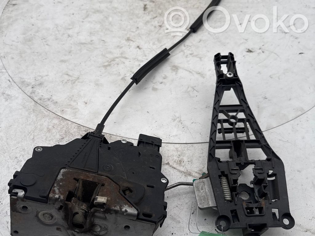 Opel Corsa D Front door lock 