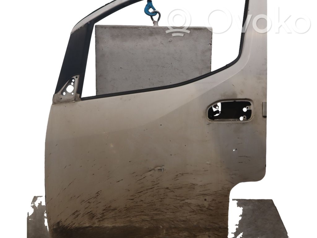 Nissan NV200 Priekinės durys