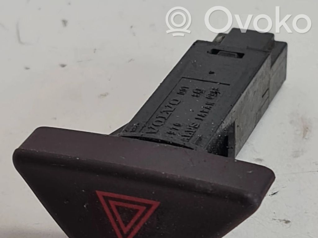 Volvo V70 Przycisk świateł awaryjnych 
