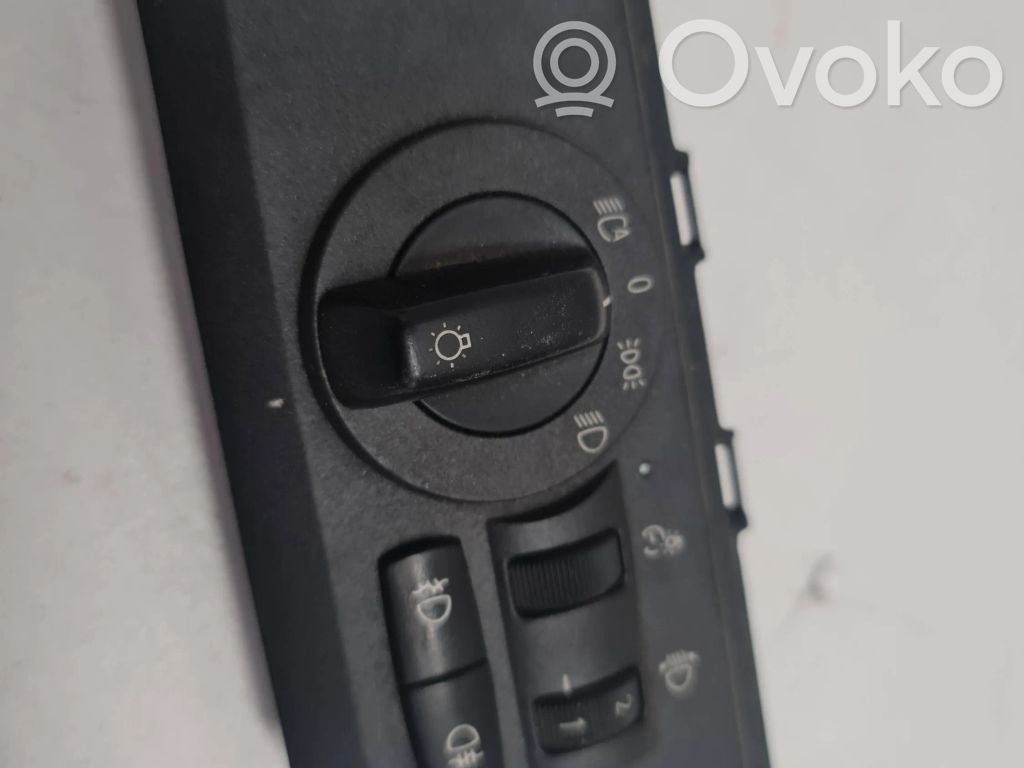 BMW X3 E83 Light switch 