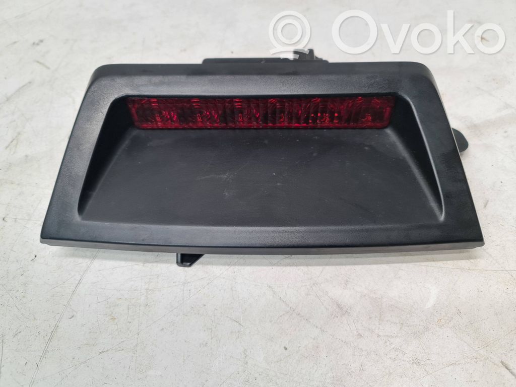 Chrysler 300 - 300C Trzecie światło stop 