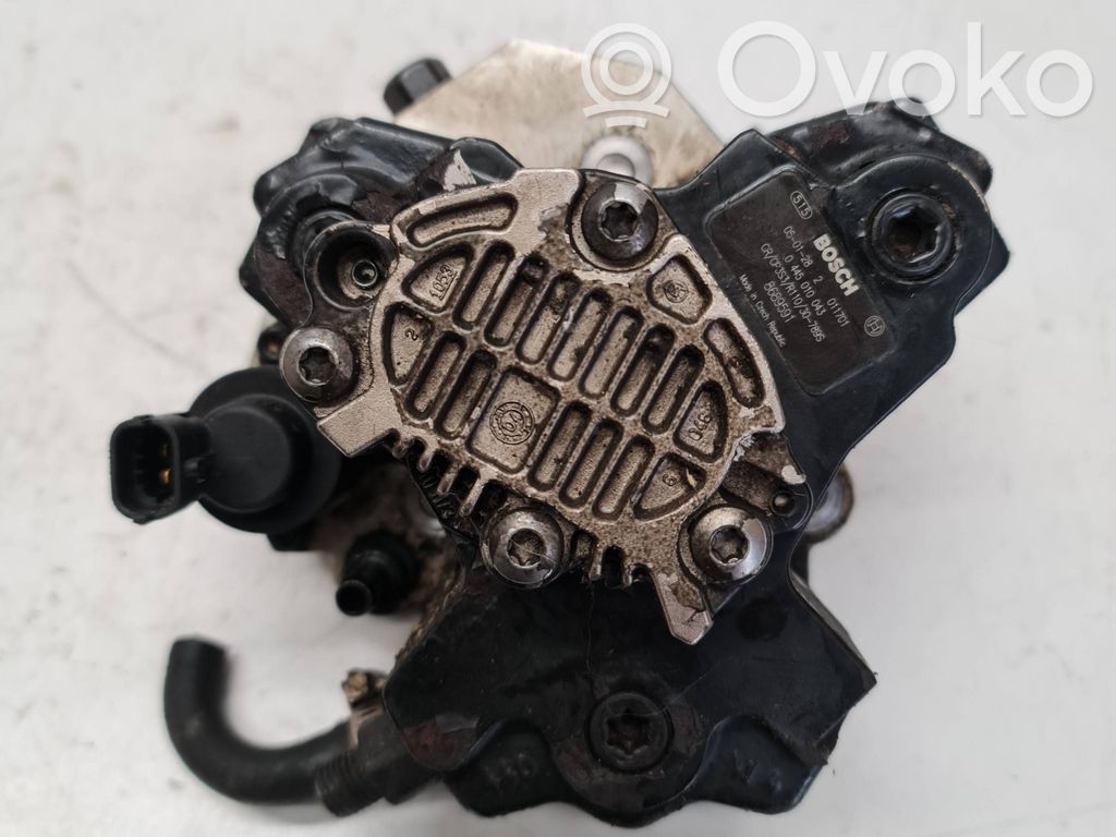 Volvo V70 Polttoaineen ruiskutuksen suurpainepumppu 