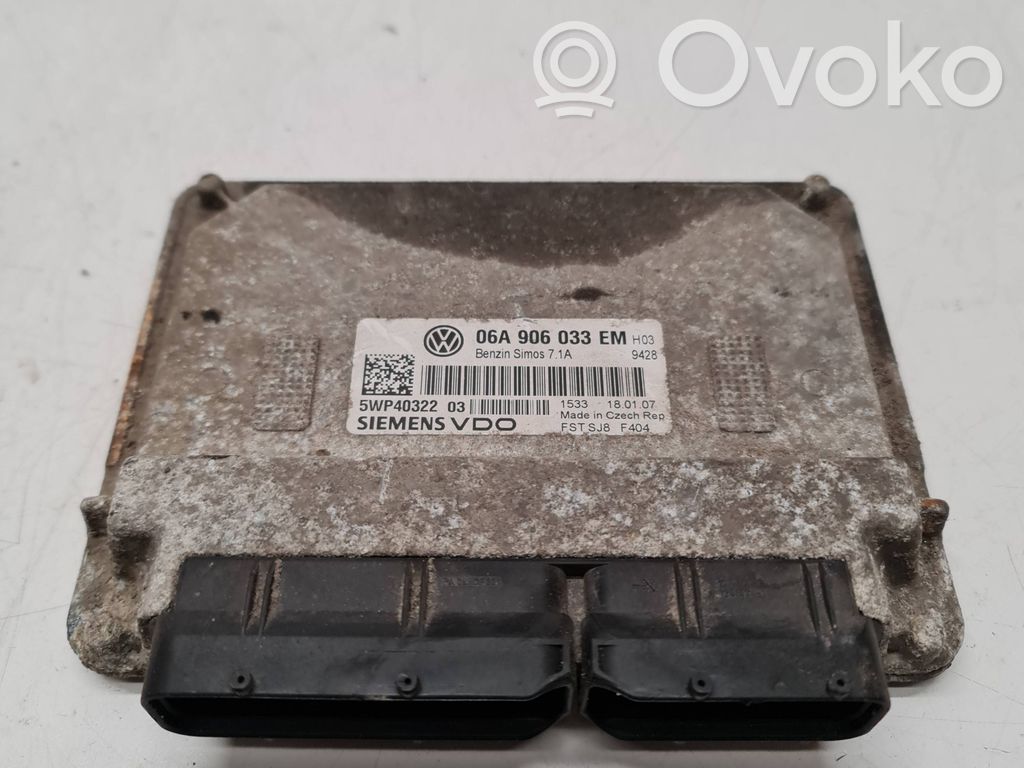 Volkswagen Jetta V Unitate/modul de control motor 